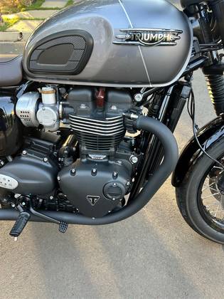 TRIUMPH BONNEVILLE T120 BLACK 1200 